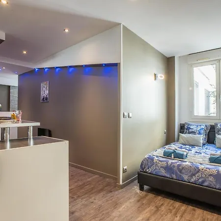 Jacuzzi, Appart Moderne, 30 Metres De La Lejlighed Nice